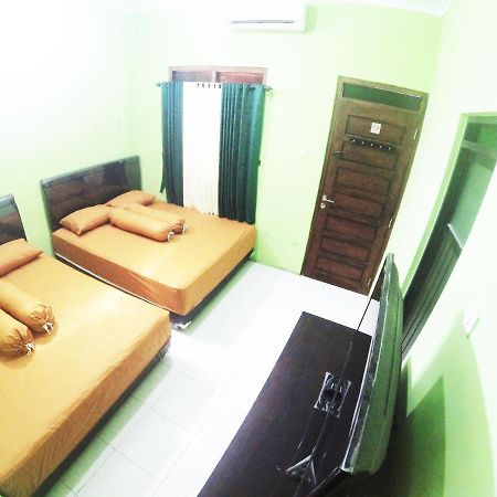 Minggiran Street Homestay Jogja Yogyakarta Exterior photo